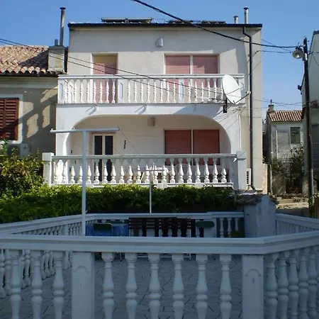 In With Balcony, Air Conditioning, Wifi, Washing Machine 3541-2 Novi Vinodolski